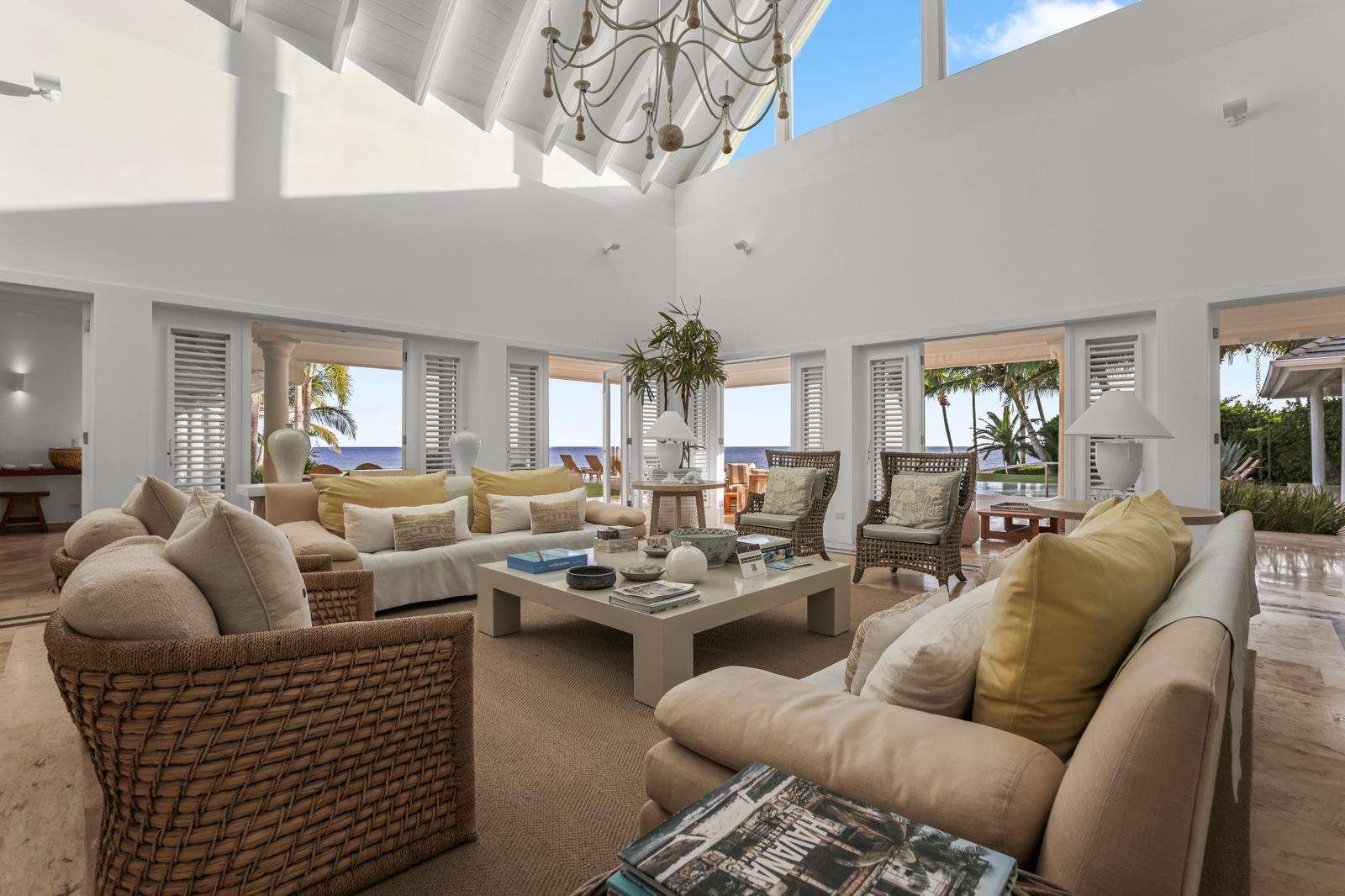 Beachfront homes Casa de Campo, Casa de Campo golf villas for sale, Buy property in Casa de Campo